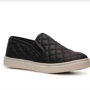 Steve Madden slip on shoes